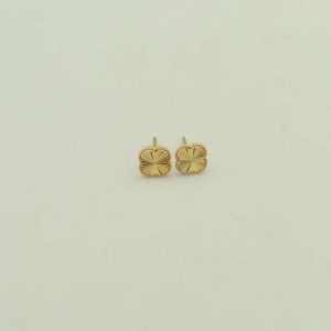 گوشواره میخی ونکلیف سایز چهار کد 10007